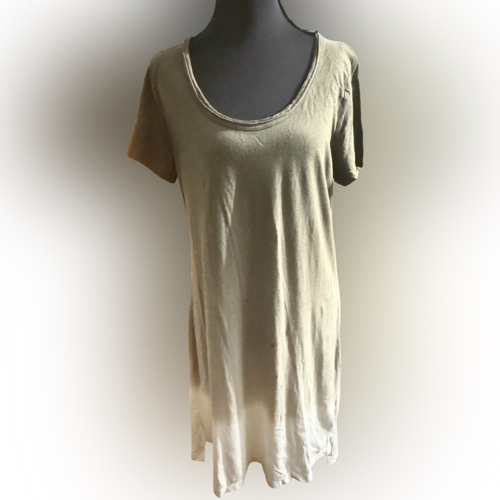 Universal Thread Olive to Cream Ombre Short Sleeve Shift Dress